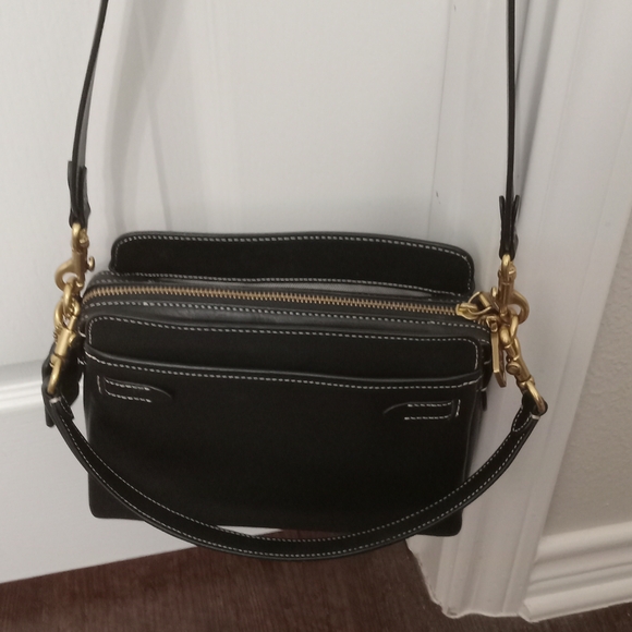 Coach Tate Bag Black Crossbody Bag with Gold Accents Glove Tanned Leather